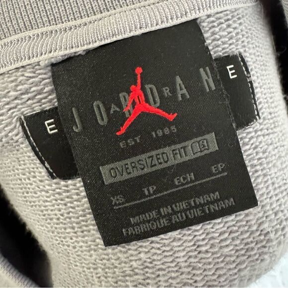 Jordan Air Women’s Oversized Crewneck Sweatshirt Size XS - Picture 5 of 8